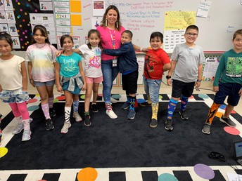  Students with crazy socks
